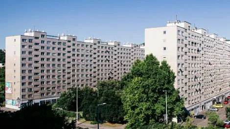 Megfordult a kelet–nyugat rangsor: egy év alatt 30 százalékkal drágult a panel Nyugat-Magyarországon