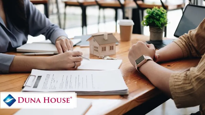 A házak szinte minden városrészben hosszú hónapokig is a piacon maradhatnak