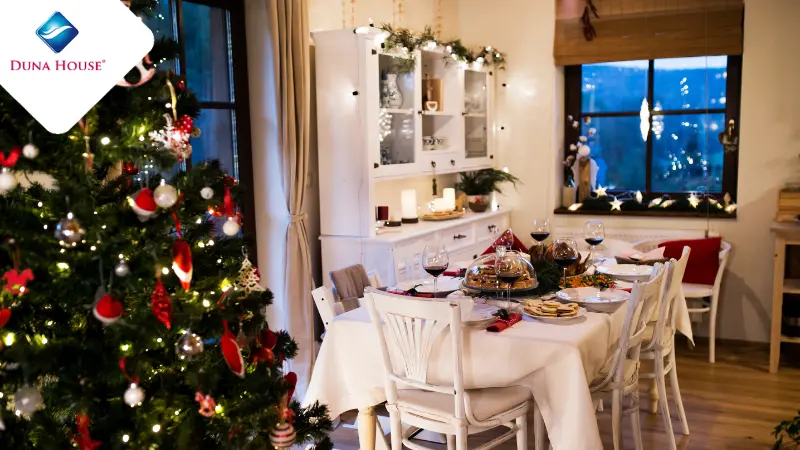 Szeretnéd megtudni, hová érdemes felállítanod karácsonyfádat otthonodban? Blogcikkünkből kiderül!